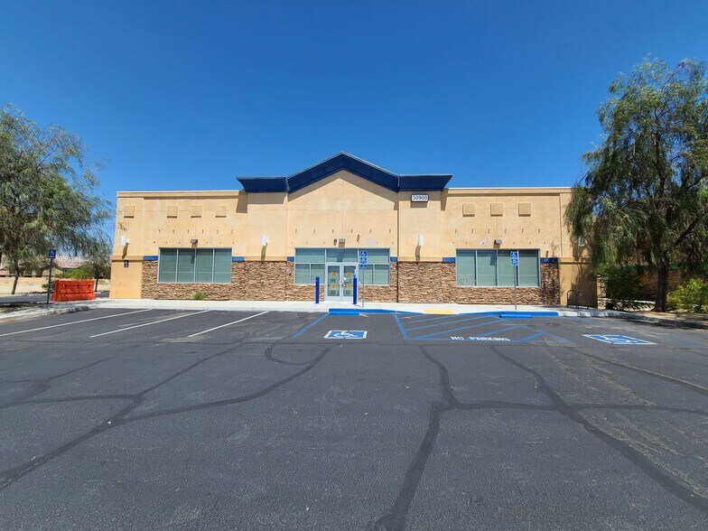 Primary Photo Of 30900 Date Palm Dr, Cathedral City Freestanding For Lease