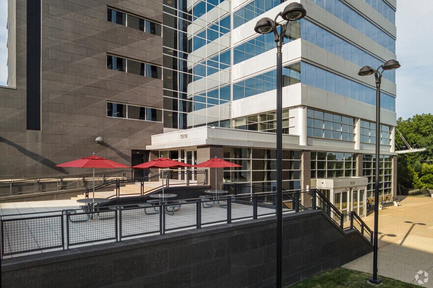 More Photos Of 7619 Little River Tpke, Annandale Office For Lease