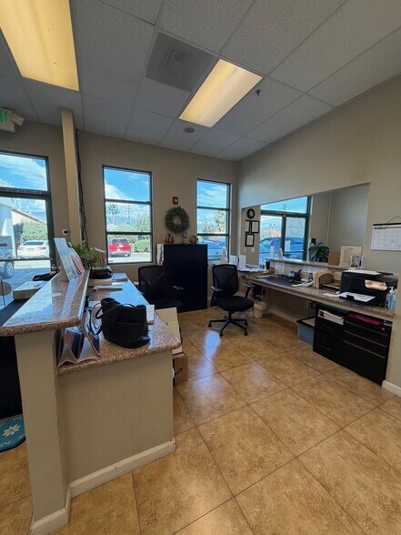 More Photos Of 4318 Maine Ave, Baldwin Park Medical For Lease