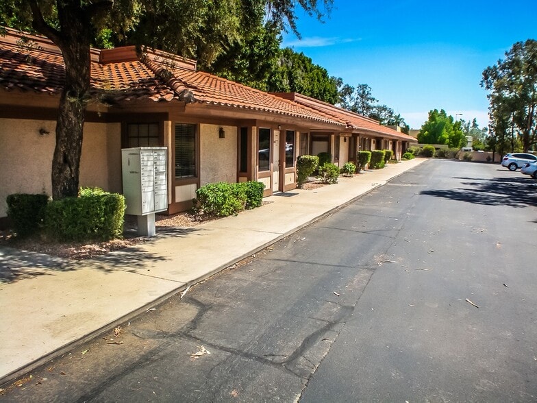 More Photos Of 2135 E University Dr, Mesa Office For Lease