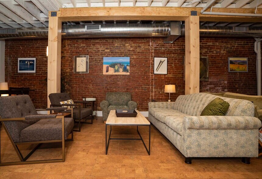 More Photos Of 403 Northampton St, Easton Office For Sale