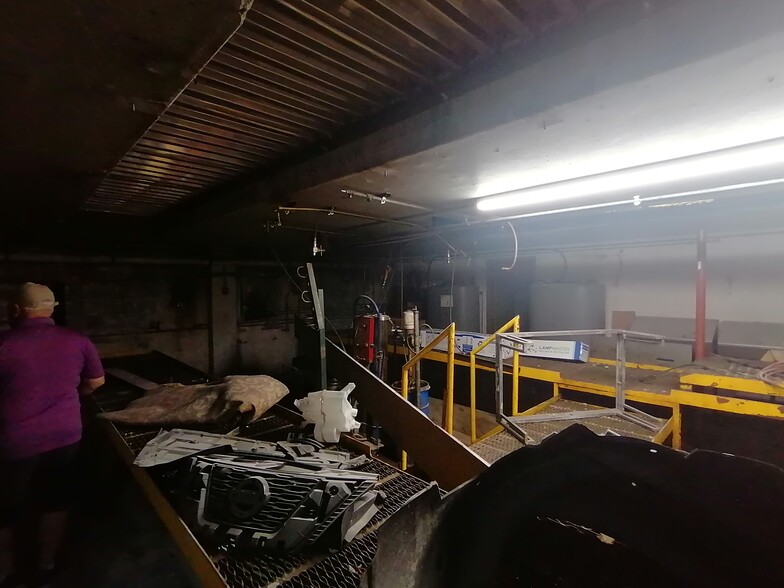 More Photos Of 120 Church St, Hagerstown Auto Repair For Sale