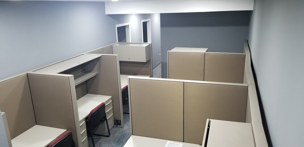 More Photos Of 116 W Grand River Ave, Brighton Storefront Retail Office For Sale