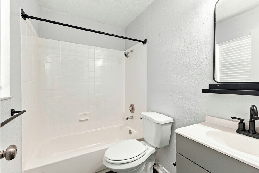More Photos Of 425 2nd St N, Saint Petersburg Apartments For Sale