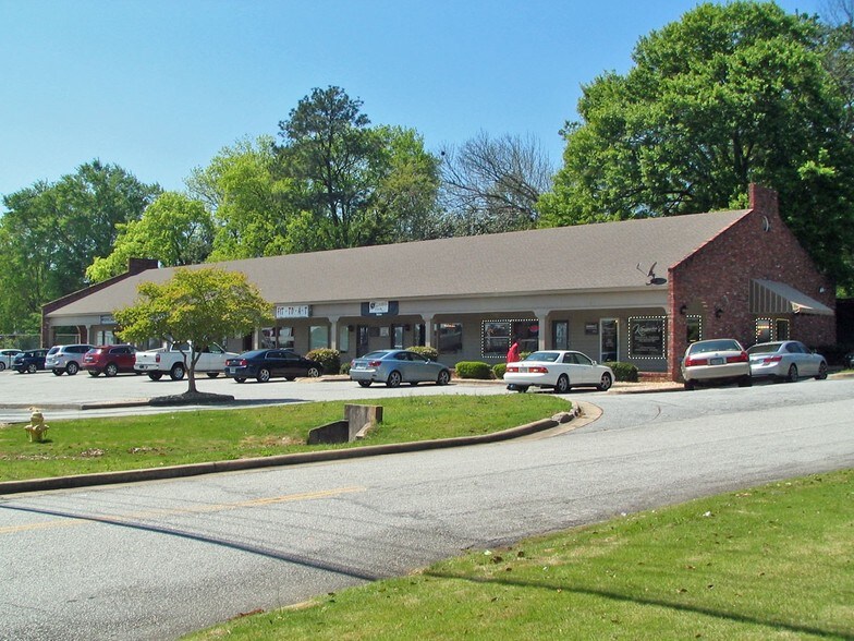 More Photos Of 3551 Macon Rd, Columbus Freestanding For Lease