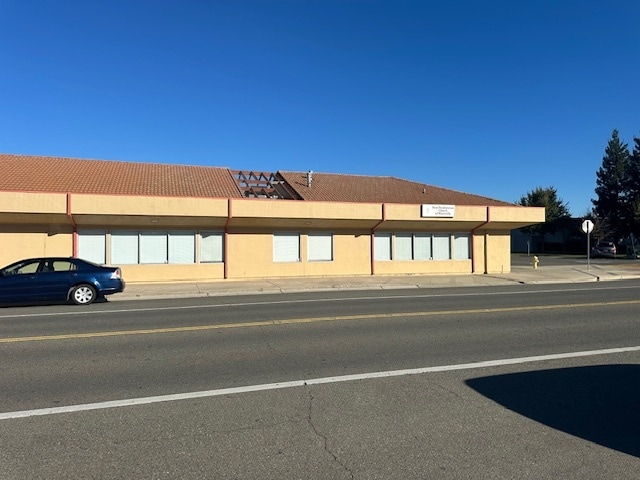 More Photos Of 1905 Covillaud St, Marysville General Retail For Sale