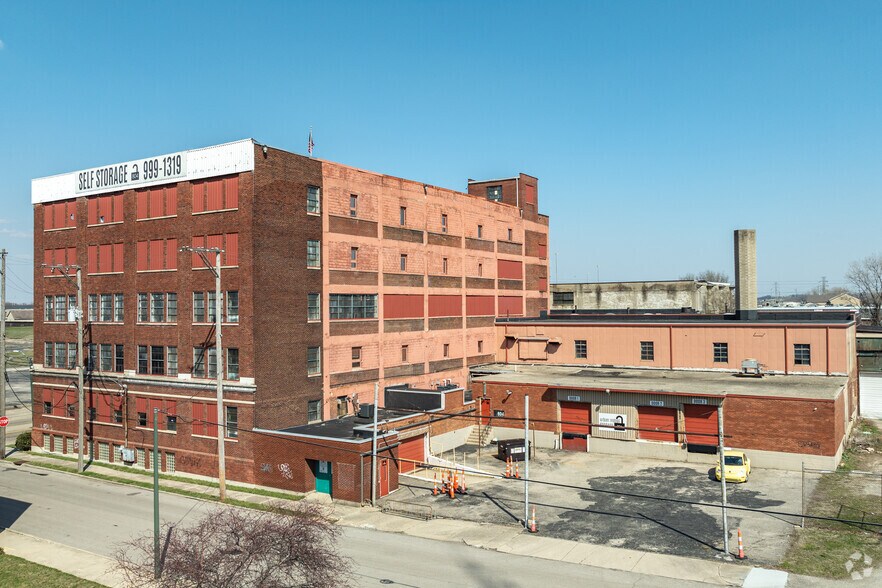 More Photos Of 804 E Monument Ave, Dayton Industrial For Lease