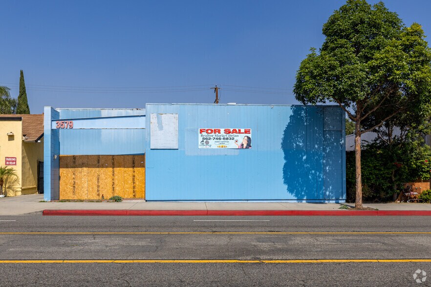 Primary Photo Of 3579 Gage Ave, Bell Medical For Sale