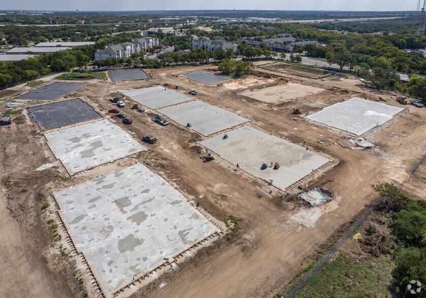 More Photos Of 720 S Bell Blvd, Cedar Park Warehouse For Lease