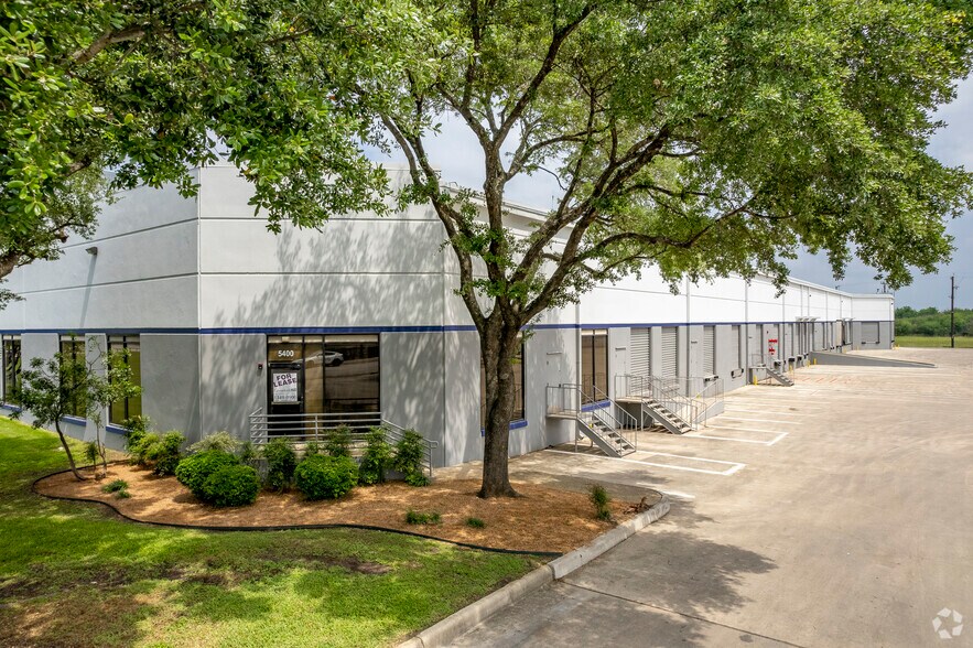 Primary Photo Of 5400-5410 Kaepa Ct, San Antonio Warehouse For Lease