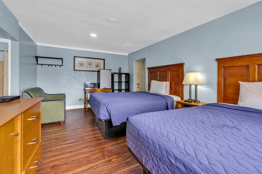 More Photos Of 1150 S Federal Hwy, Dania Beach Hotel For Sale