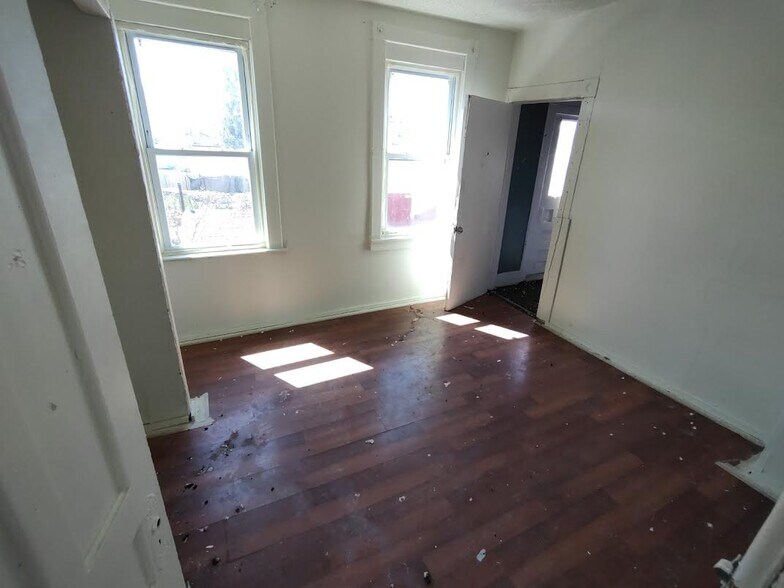 More Photos Of 1310 Bleecker St, Utica Apartments For Sale