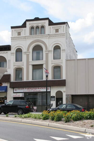 More Photos Of 16-20 Park Ave, Rutherford Office For Lease