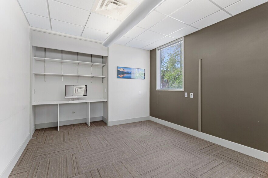 More Photos Of 2336 Pearl St, Boulder Office For Sale