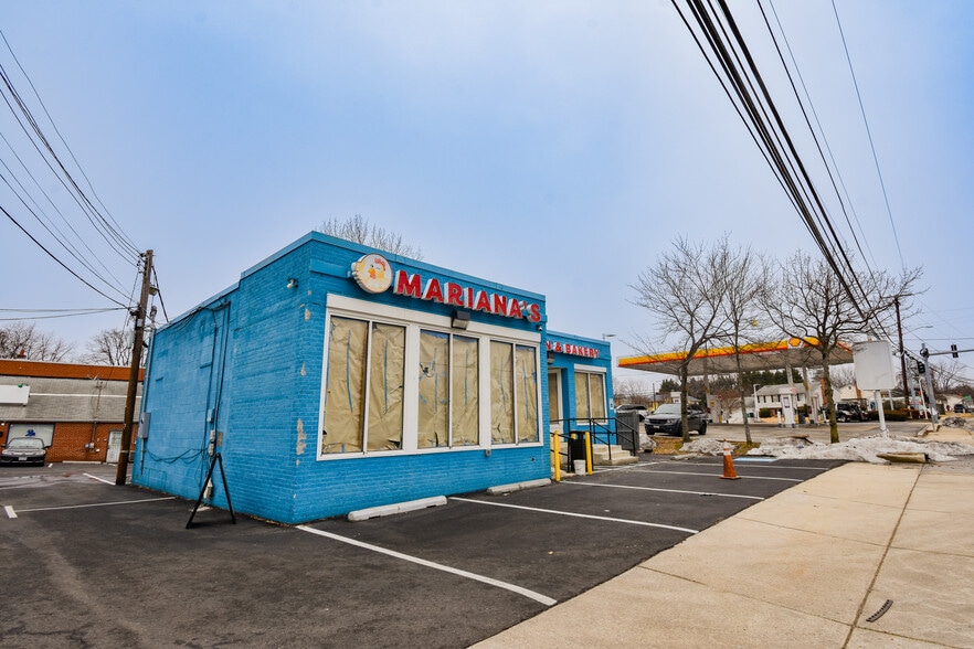 Primary Photo Of 7509 Allentown Rd, Fort Washington General Retail For Lease