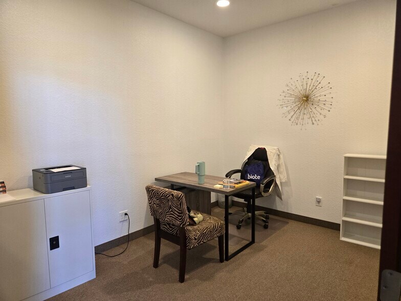 More Photos Of 22 Prestige Cir, Allen Office For Lease
