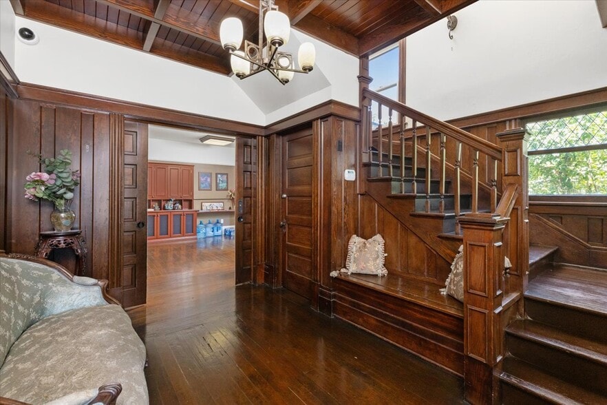 More Photos Of 136-140 W 3rd Ave, Escondido Office For Sale