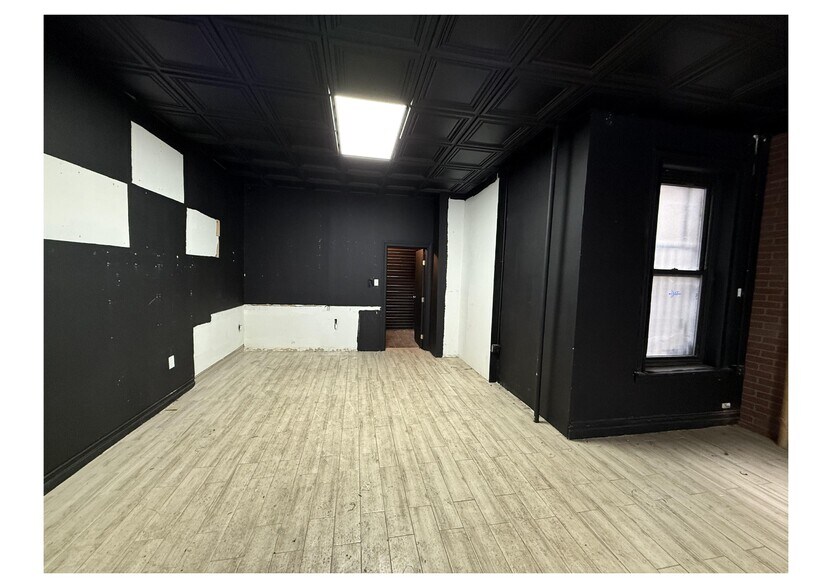 More Photos Of 4422 3rd Ave, Brooklyn Apartments For Lease