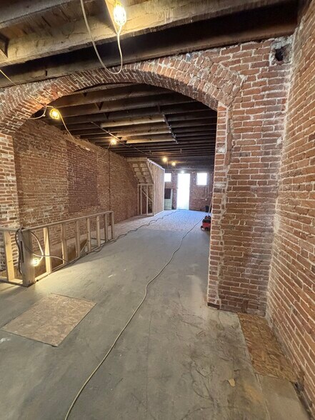 More Photos Of 16 S Market St, Troy Storefront For Lease