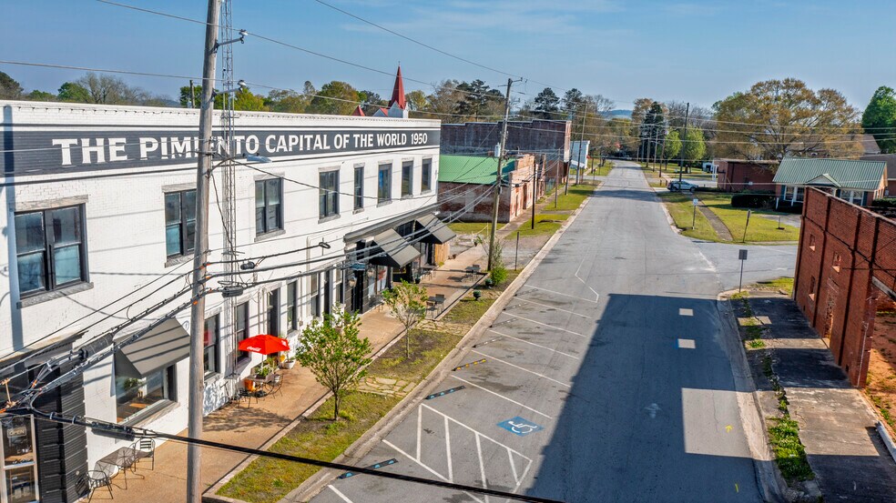 More Photos Of 18109 Main St, Woodbury Storefront Retail Office For Sale