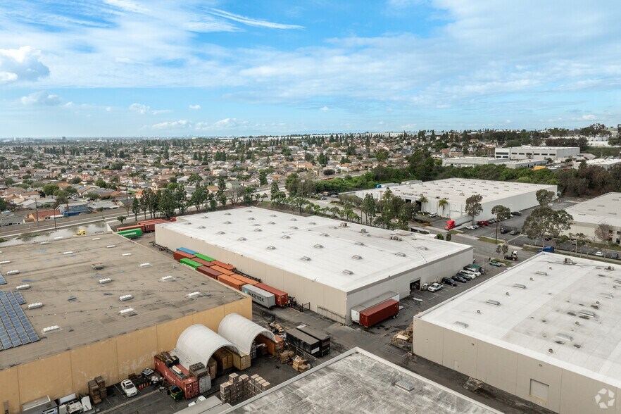 More Photos Of 1944 E Vista Bella Way, Rancho Dominguez Warehouse For Lease