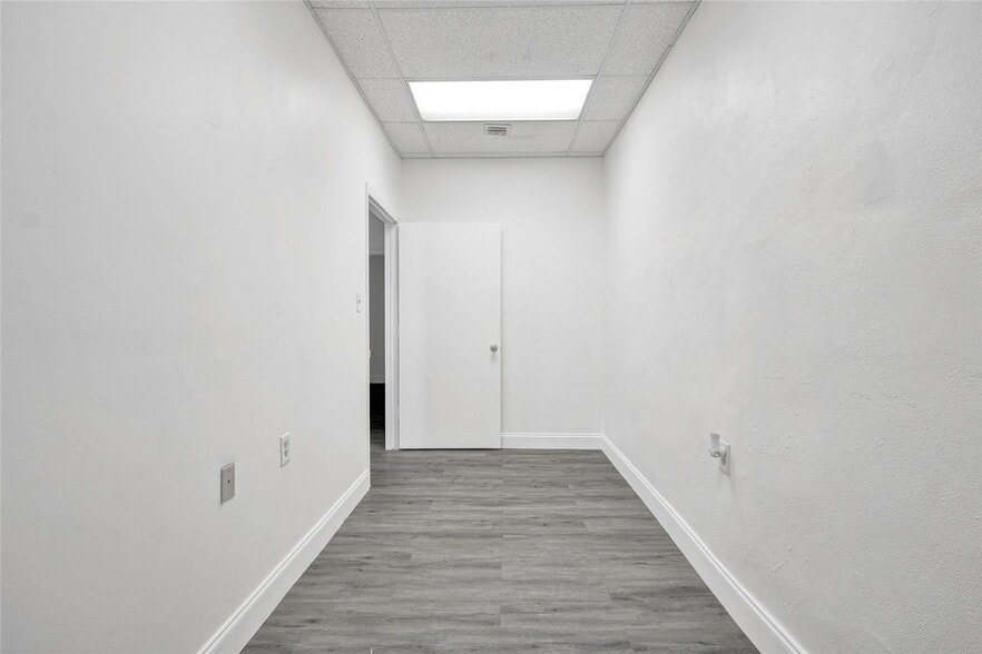 More Photos Of 201-211 E Hallandale Beach Blvd, Hallandale Beach Medical For Lease