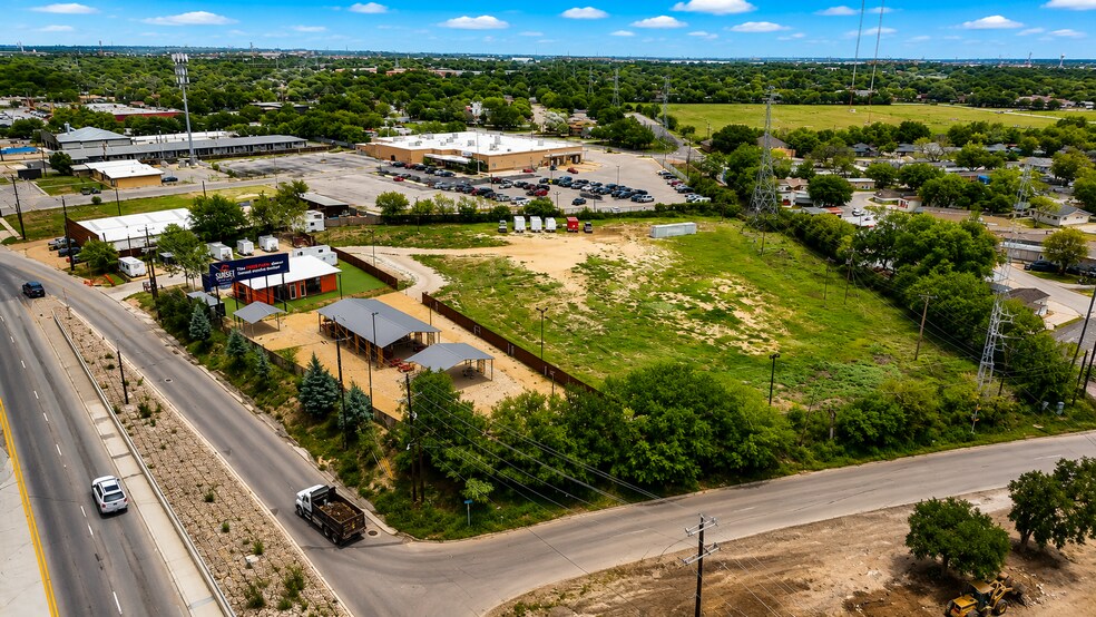 More Photos Of 1916 Austin Hwy, San Antonio General Retail For Sale