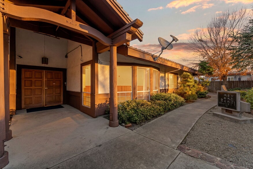 More Photos Of 24954 Cypress Ave, Hayward Multifamily For Sale