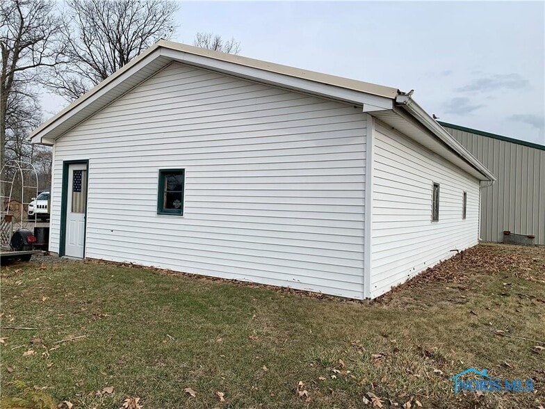 More Photos Of 8705 US Highway 6, Bryan Specialty For Sale