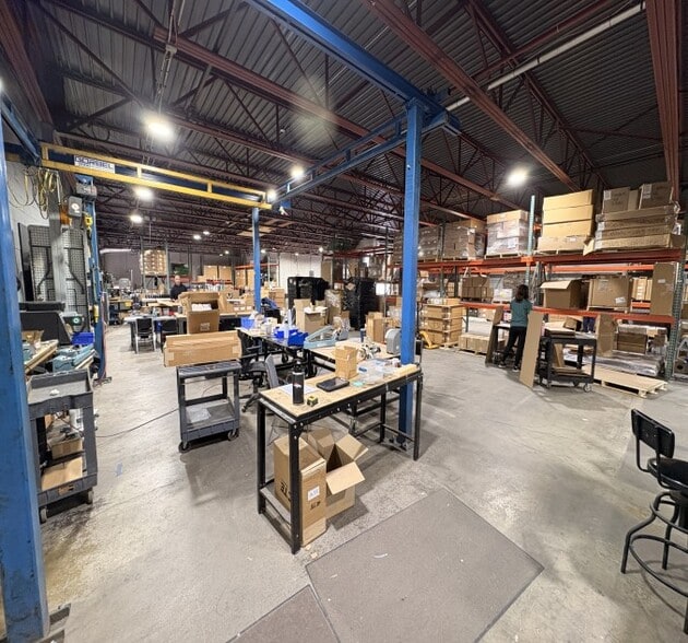 More Photos Of 1808 S Anthony Blvd, Fort Wayne Unknown For Lease