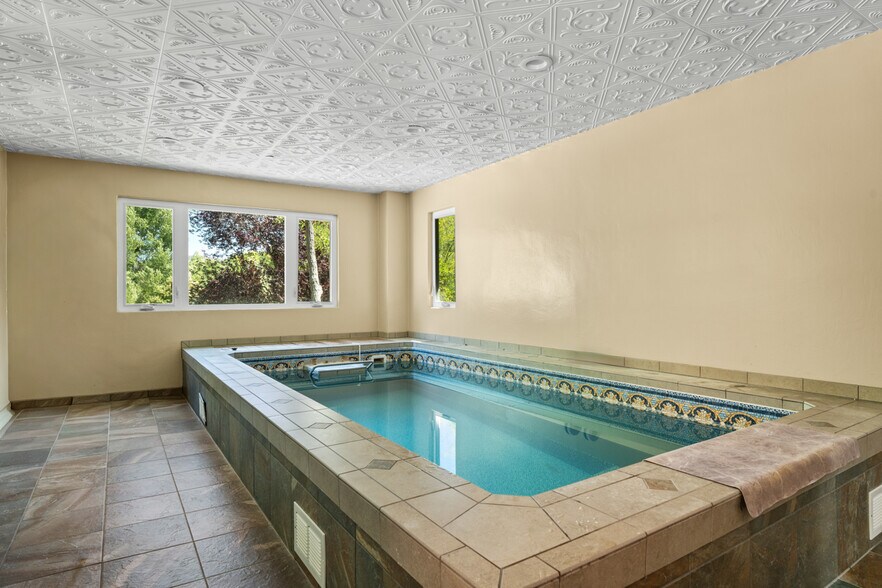 More Photos Of 33466 Sandy Creek Ln, Pine Valley Specialty For Sale