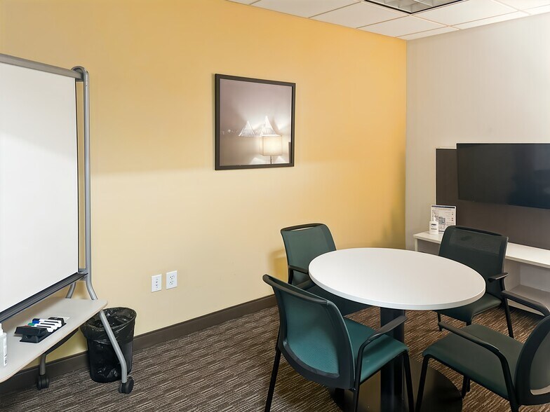 More Photos Of 421 fayetteville St, Raleigh Coworking Space