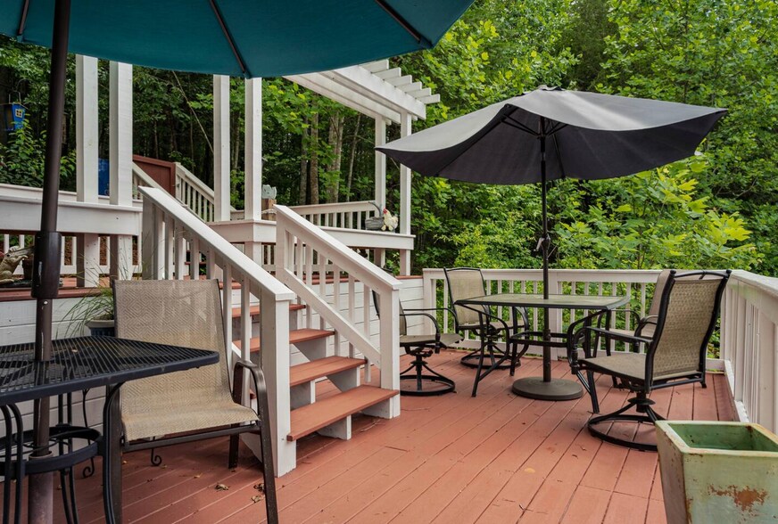 More Photos Of 84-86 Benson Rd, Travelers Rest Specialty For Sale