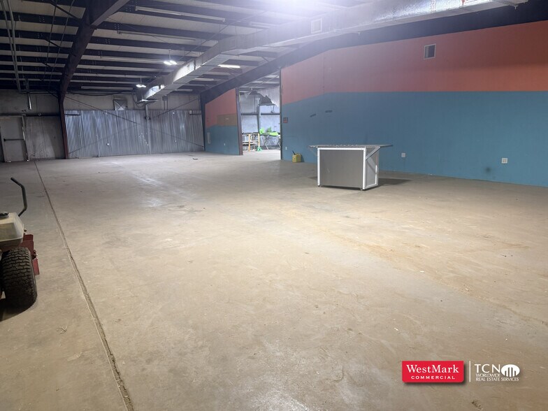 More Photos Of 3701 N Frankford Ave, Lubbock Industrial For Sale