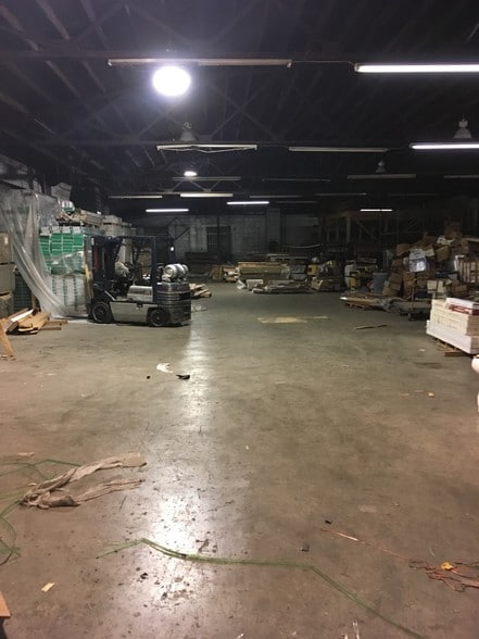 More Photos Of 805 N Loudoun St, Winchester Unknown For Lease