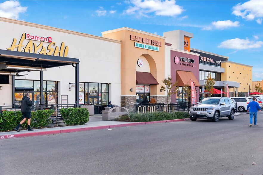 More Photos Of 6443 N Riverside Dr, Fresno Storefront For Sale