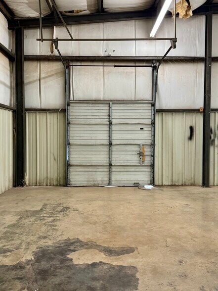 More Photos Of 2454B N Fayetteville St, Asheboro Warehouse For Lease