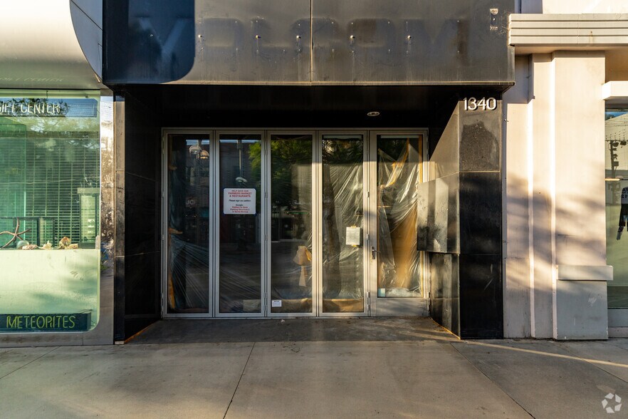 More Photos Of 1340 3rd Street Promenade, Santa Monica Storefront For Lease