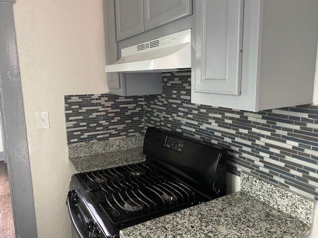 More Photos Of 2106 West St, Houston Apartments For Sale