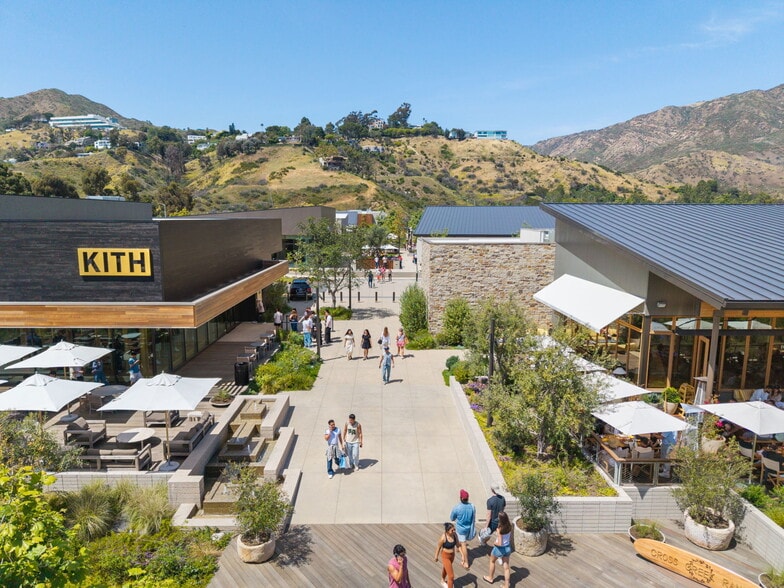 More Photos Of 23465 Civic Center Way, Malibu Unknown For Lease