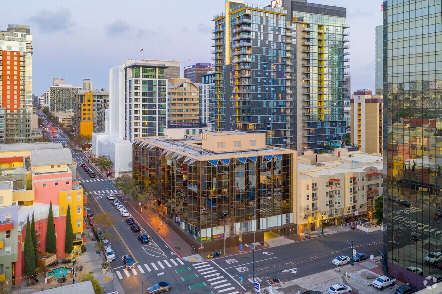 More Photos Of 555 W Beech St, San Diego Office For Lease