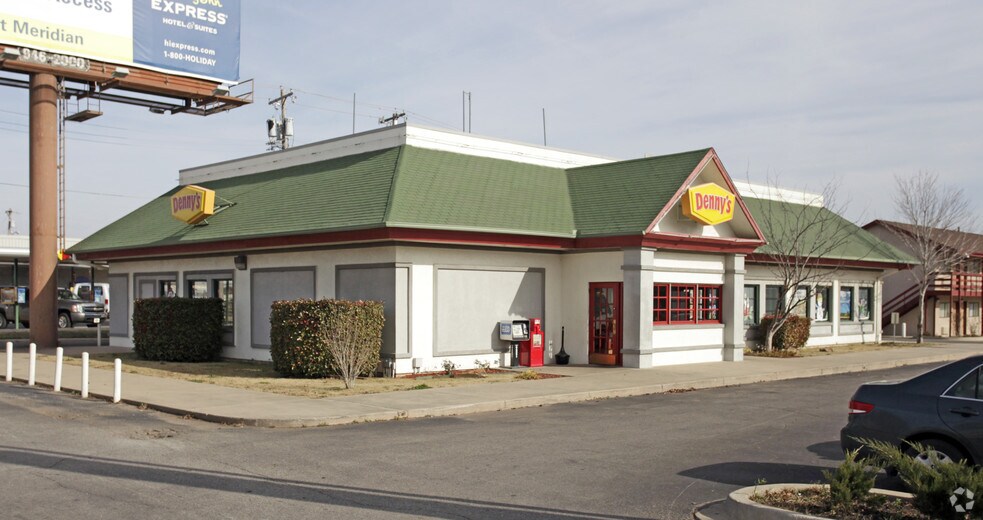 Primary Photo Of 3030 S Prospect Ave, Oklahoma City Restaurant For Sale