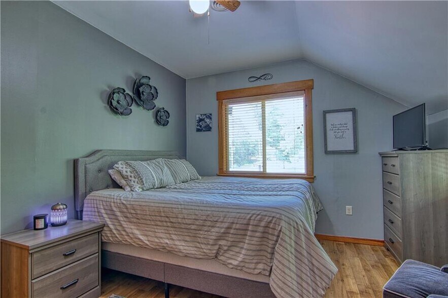 More Photos Of 14392 W County Road K, Hayward Restaurant For Sale