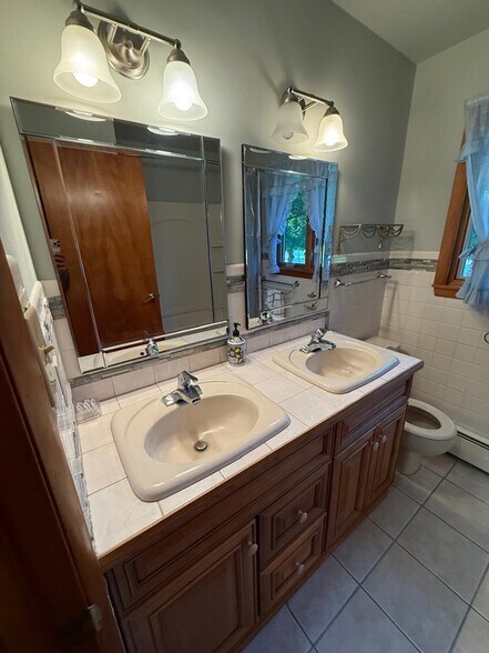 More Photos Of 11502 E Thompson Rd, Indianapolis Specialty For Sale