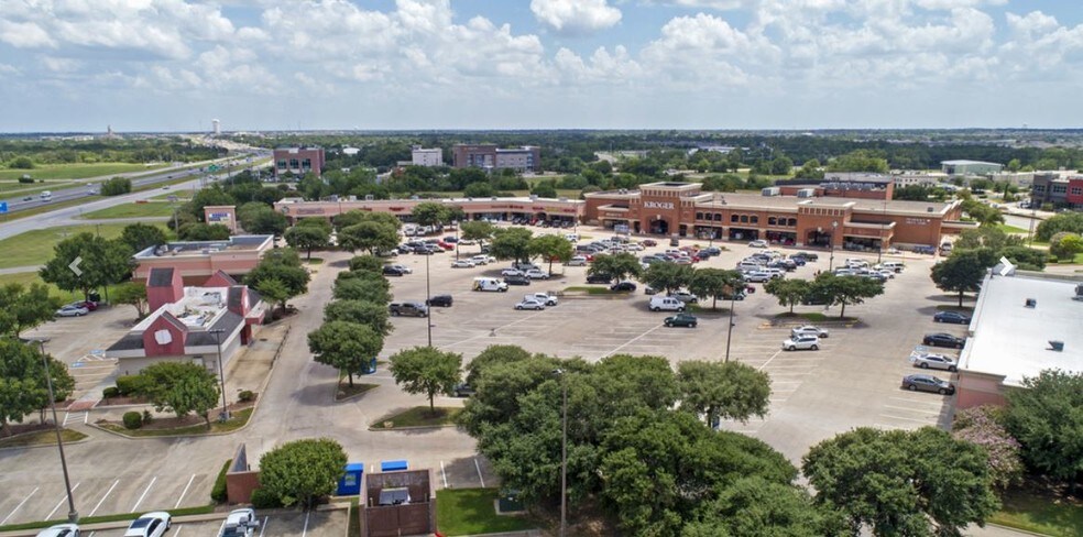 More Photos Of 3501-3535 Longmire Dr, College Station General Retail For Lease