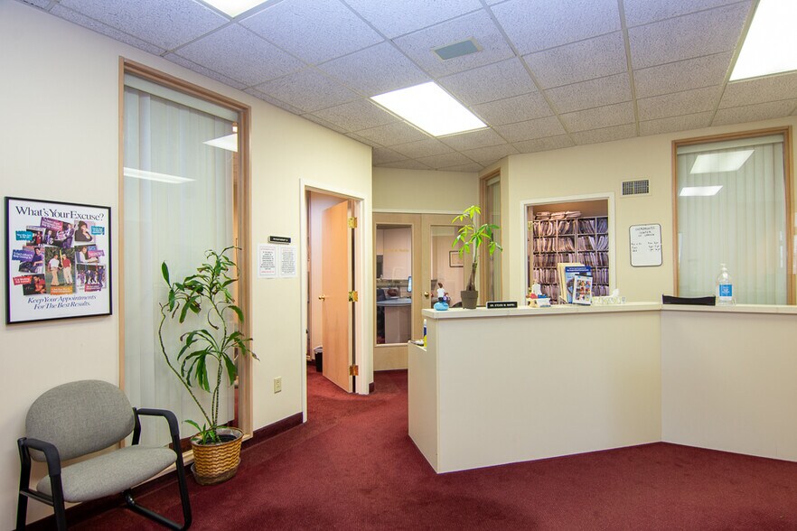 More Photos Of 27 Mountain Blvd, Warren Medical For Sale