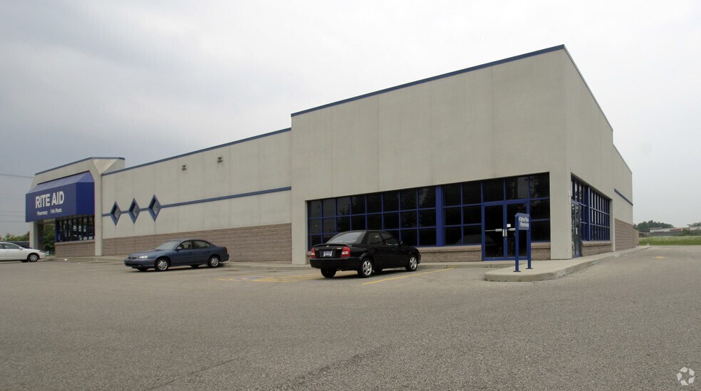 More Photos Of 5995 Kalamazoo Ave SE, Kentwood Freestanding For Sale