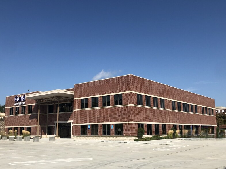 More Photos Of 2637 S 158th Plz, Omaha Office For Lease