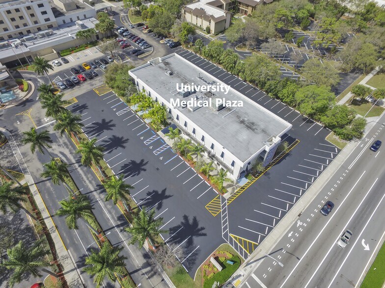 More Photos Of 7301 N University Dr, Tamarac Medical For Lease