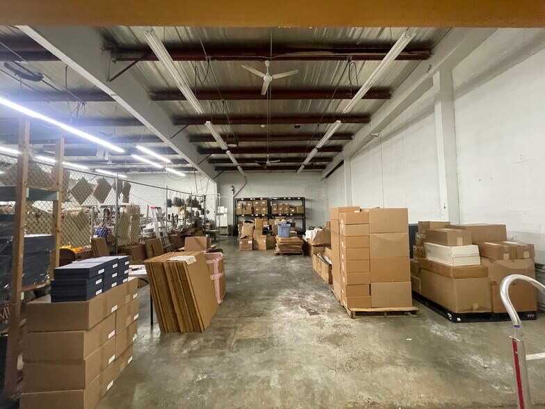 More Photos Of 79 Day St, Norwalk Warehouse For Lease